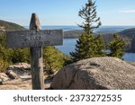 hiking signs in acadia national park