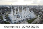 Small photo of Masjid Raya Sheikh Zayed Surakarta is a mosque located in Surakarta, Central Java, Indonesia. The mosque, which is a replica of the Sheikh Zayed Mosque in Abu Dhabi, United Arab Emirates.