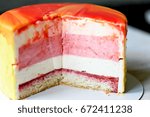Muscovy Cake Strawberry With...