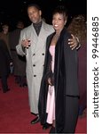 Small photo of 14DEC99: Actor DENZEL WASHINGTON & wife PAULETTA PEARSON at the world premiere, in Los Angeles, of his new movie "The Hurricane". Paul Smith / Featureflash